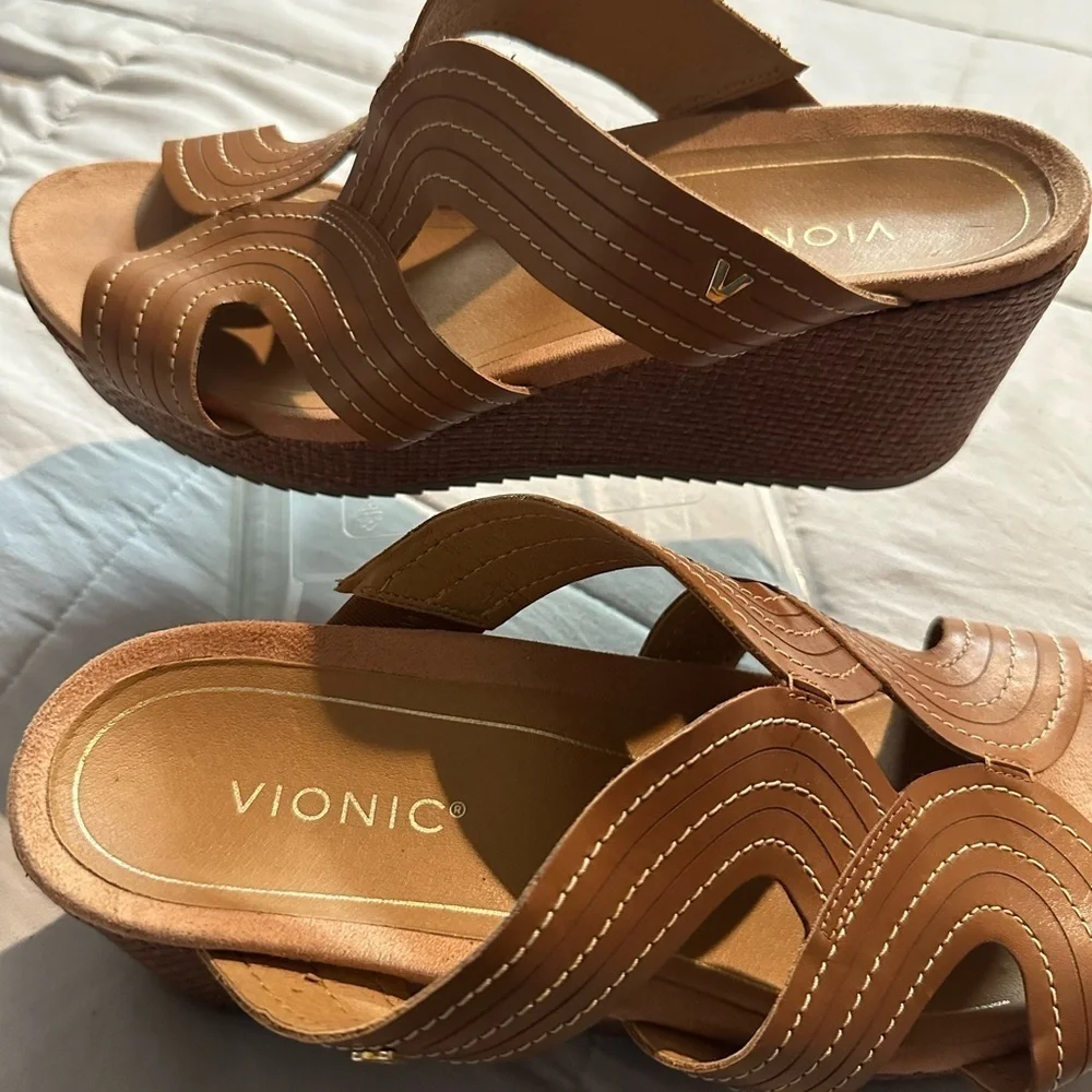 Vionic Brown Wedge Sandals